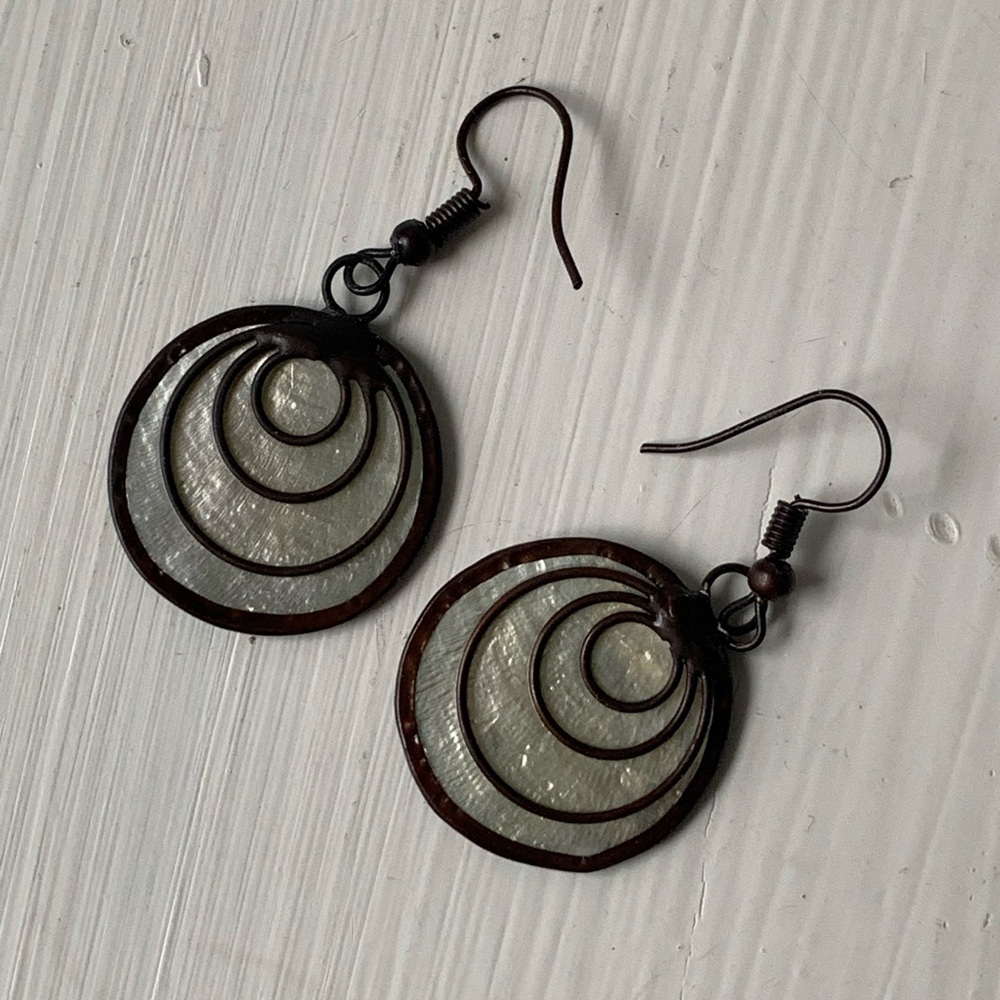 Elegant Black and Mica Earrings